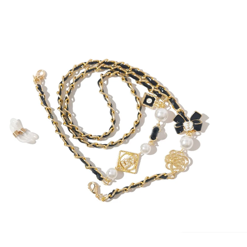 Accessori per gioielli in allu - Mask Chain Holder recensione e prezzo