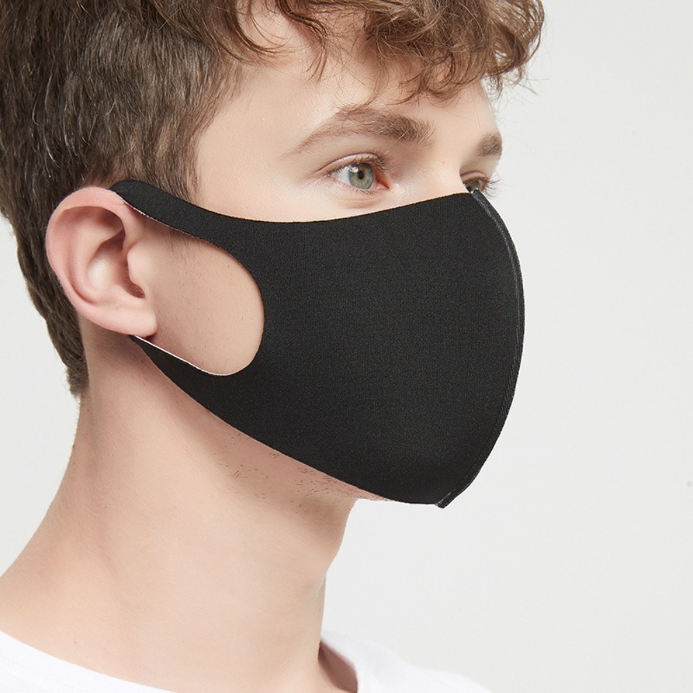Nuova Maschera Traspirante in  - Cloth Face Mask Washable recensione e prezzo